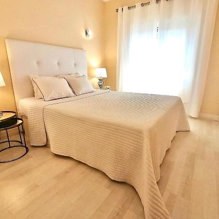 Beachfront Seaview Litoralmar Apt, Fast Wifi, Airco, Pool, Private Parking Портіман Екстер'єр фото