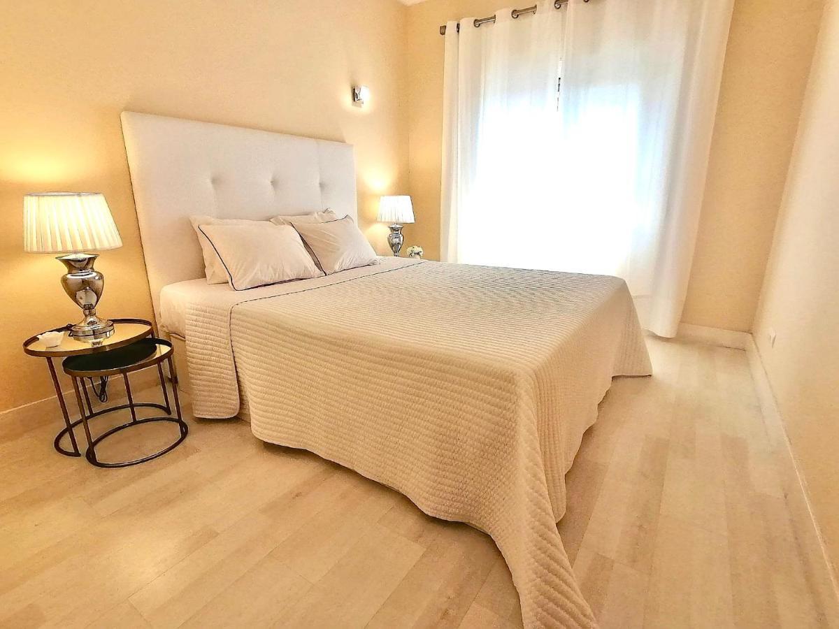 Beachfront Seaview Litoralmar Apt, Fast Wifi, Airco, Pool, Private Parking Портіман Екстер'єр фото